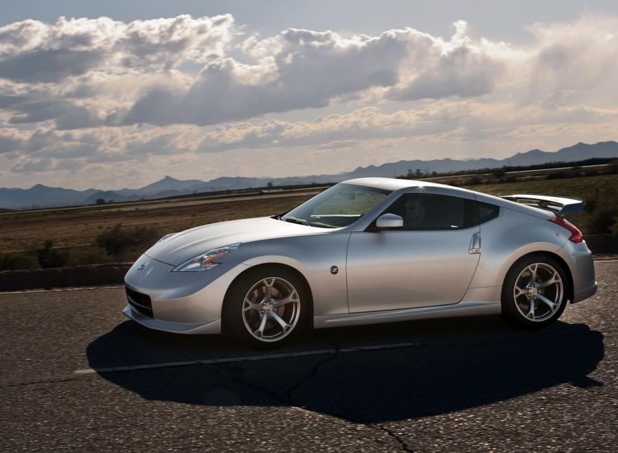 Nissan 370Z by Nismo 2009 года  (фото 45 из 50)